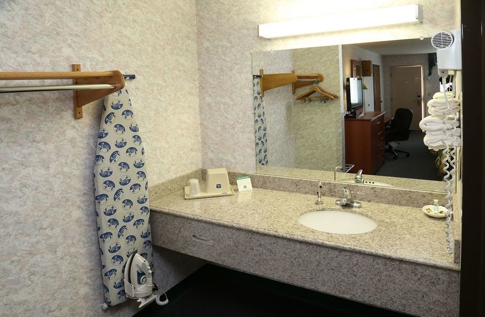 Budget Inn - Roxboro الغرفة الصورة