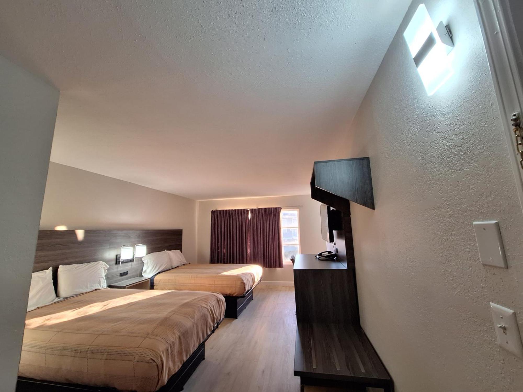Budget Inn - Roxboro المظهر الخارجي الصورة